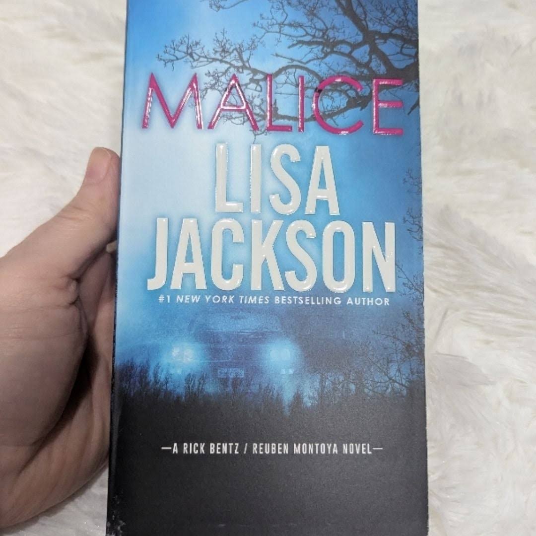 Malice [Book]